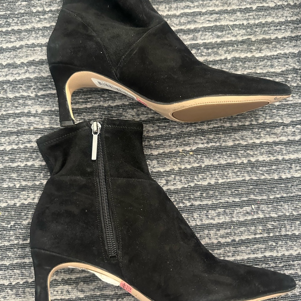 Naturalizer 27 Edit Black Suede Heeled Boots